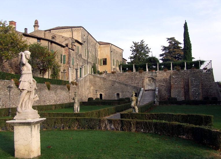 Castello Gonzaga, Italy